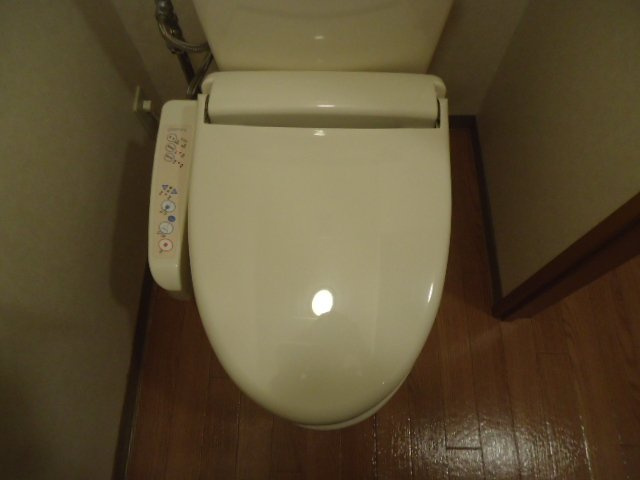 グラッチェⅡ番館のトイレ|シャワー付トイレ