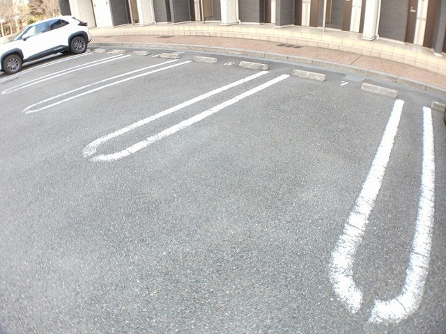 パジェール・アンの駐車場