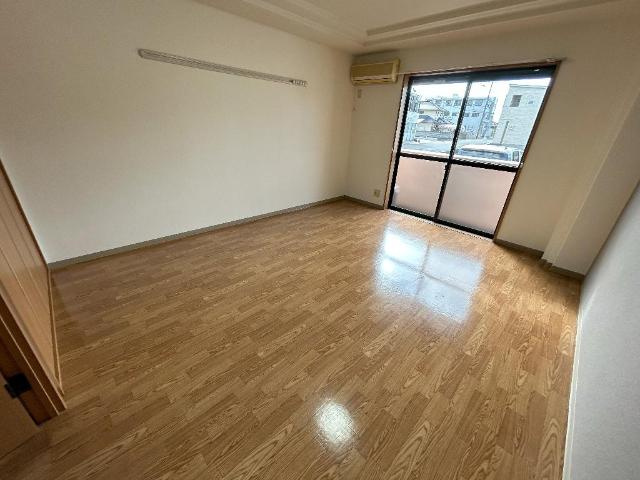 エクセレント，ＯＮの内装|室内