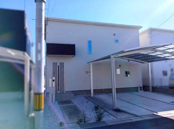 香美市土佐山田町　中古戸建ての外観|駐車３台可能♪