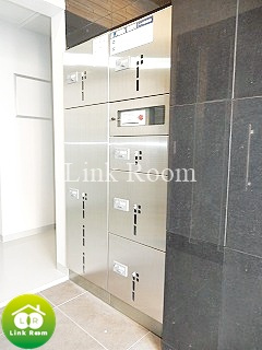 アロハレジデンス西大島のエントランス