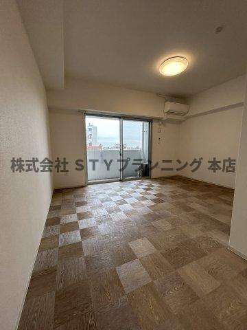 仲介手数料０円！レジデンシア尾頭橋駅前の居間・リビング