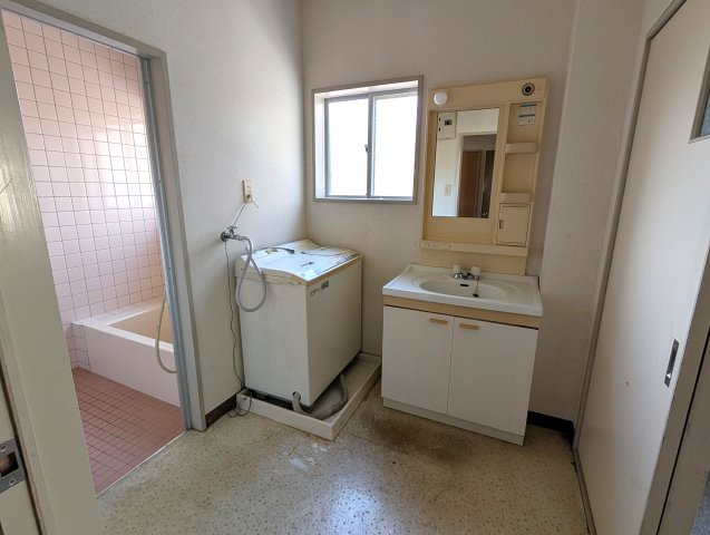 津山市大田　店舗事務所の洗面所