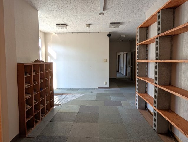 津山市大田　店舗事務所のエントランス