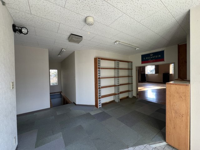 津山市大田　店舗事務所のエントランス