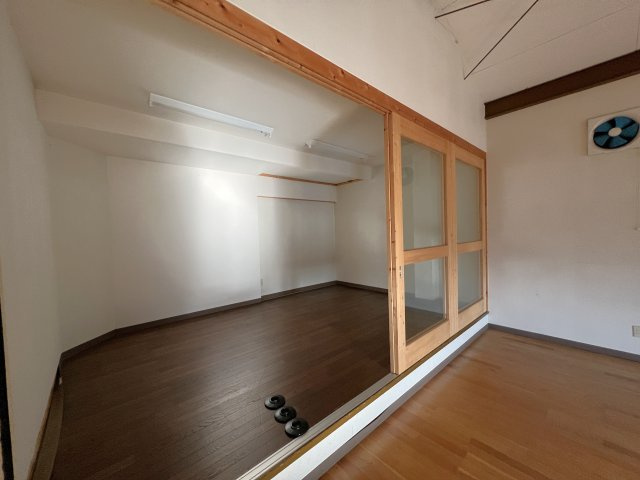 津山市大田　店舗事務所の内装|ホール