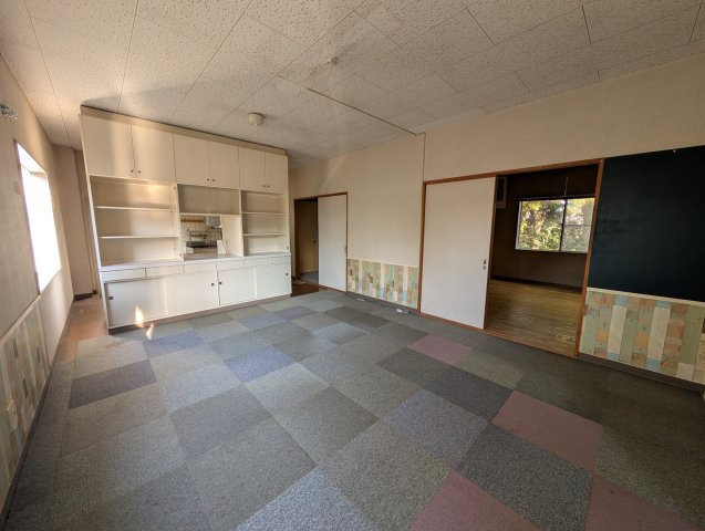 津山市大田　店舗事務所の内装