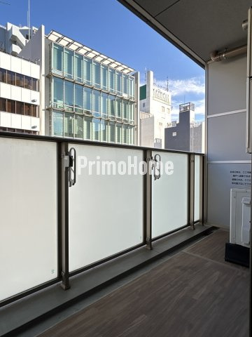 プラウドフラット外神田のバルコニー