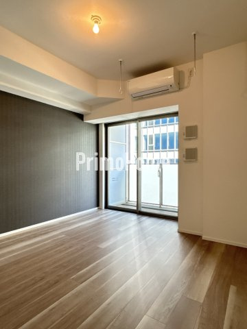 プラウドフラット外神田の洋室