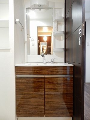 【独立洗面台】 | アスヴェル阿波座BLUE EARTH