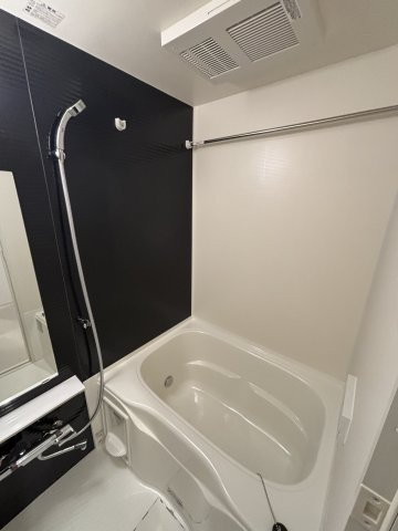 GENOVIA東向島Ⅳの浴室