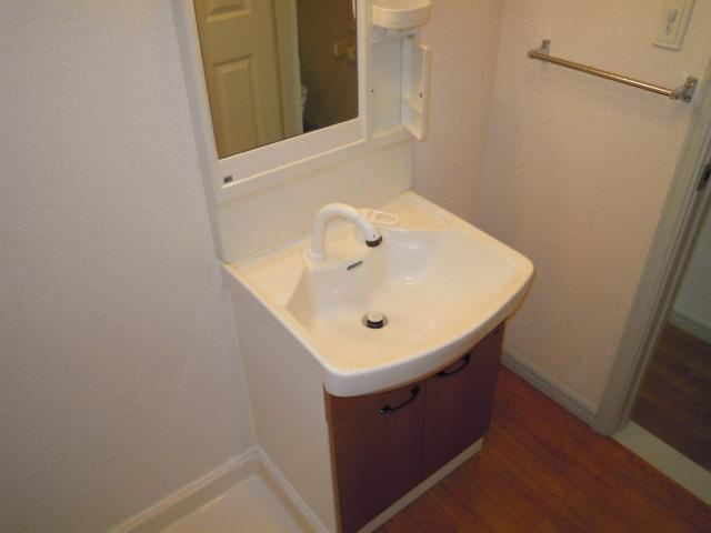 スパッティオ　コモド（Ｓｐａｚｉｏ　Ｃｏｍｏｄｏ）の洗面所|洗髪洗面化粧台（イメージ）