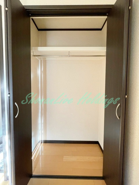 横浜市戸塚区戸塚町のアパートの収納