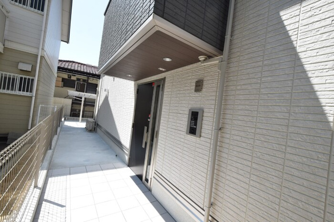 【エントランス】D-room旗塚通