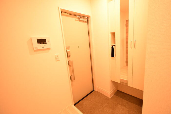 【玄関】D-room旗塚通