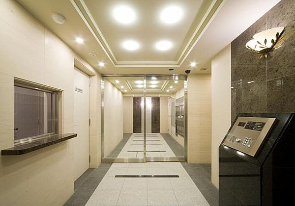 プレサンス本駒込アカデミアのロビー