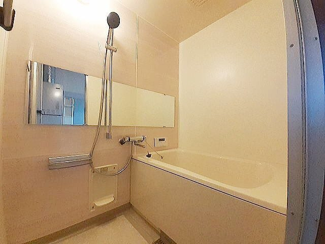 パームハイツ高田Ａ棟の浴室