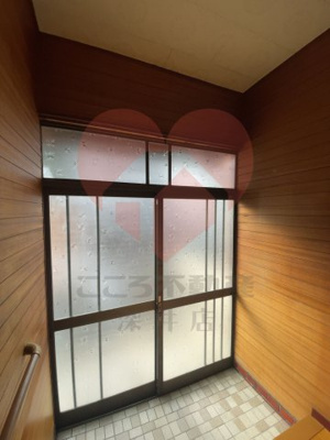 【玄関】 | 堺市西区家原寺町２丁目戸建
