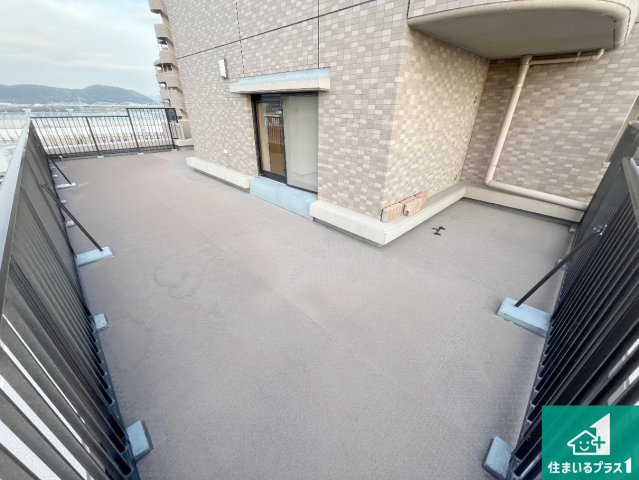 リベール加古川シティWEST壱番館のバルコニー|ワイドバルコニーは洗濯物を干すスペースが広いのでご家族が多くても安心！