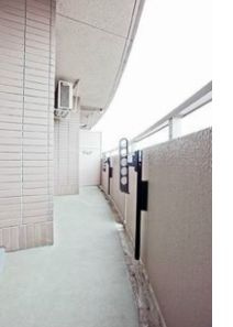 【バルコニー】 | メゾン・シャルム | バルコニー付きです