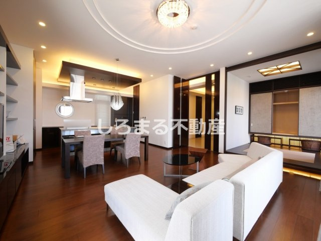 セイワパレス玉造の居間・リビング