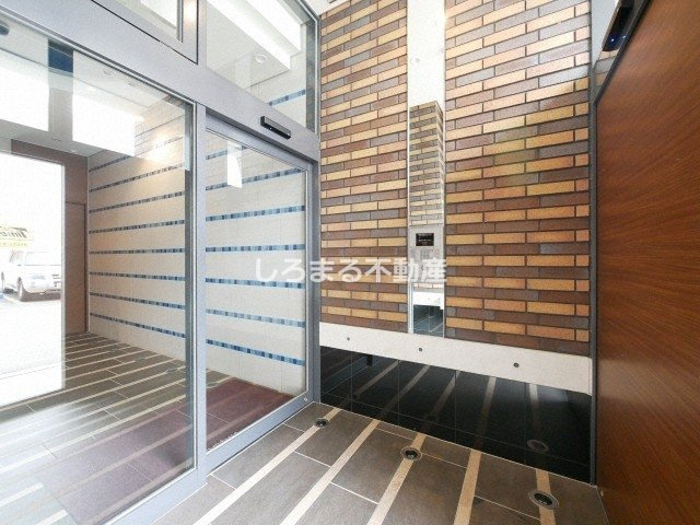 セイワパレス玉造のエントランス