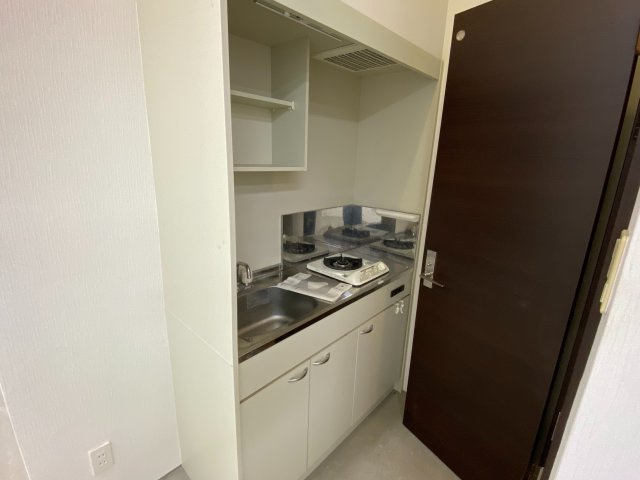 アイワプラザ 402号のキッチン