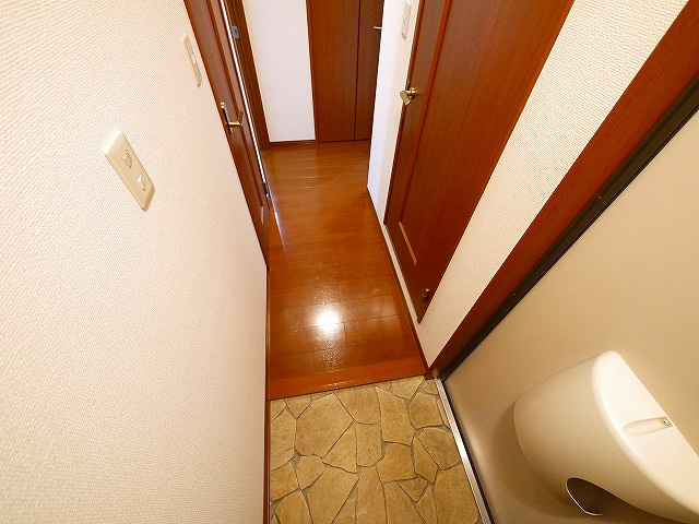 サンハイム　壱番館の玄関