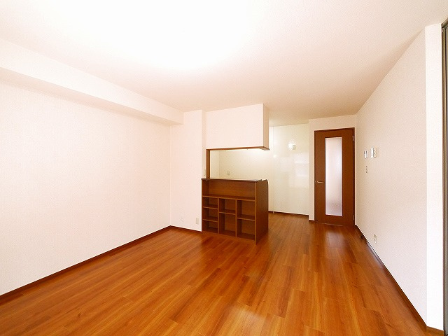 サンハイム　壱番館の居間・リビング