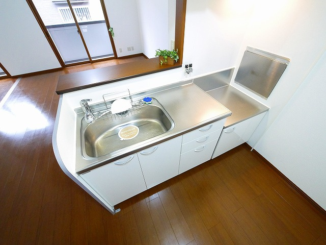 サンハイム　壱番館のキッチン|お料理しやすいキッチンです