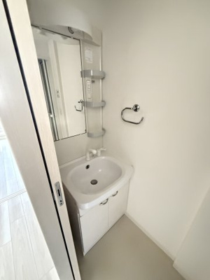 【独立洗面台】 | ワールドアイ神戸湊町