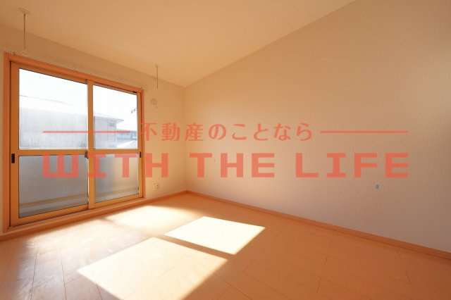 リーベ【10，000円キャッシュバック対象物件】の洋室|使い勝手のいい洋室です