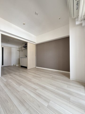 【居間・リビング】 | ワールドアイ神戸湊町