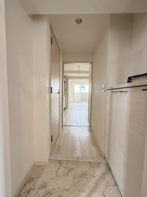 【玄関】 | ワールドアイ神戸湊町