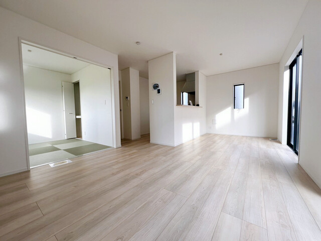 【居間・リビング】の画像