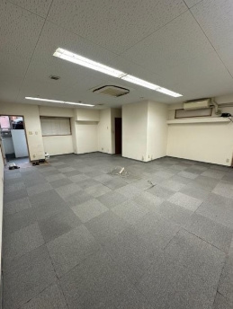 サンロード石橋の内装