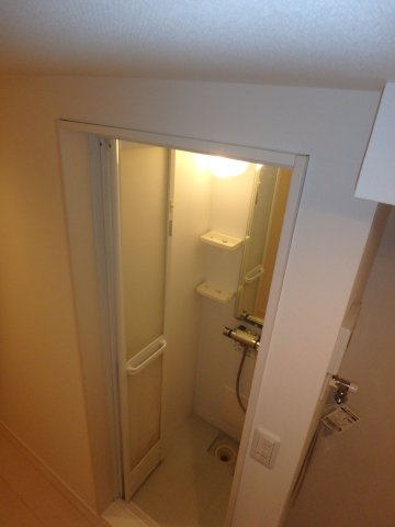 Stage北新宿Ⅱ (ステージ北新宿ツー)のシャワールーム