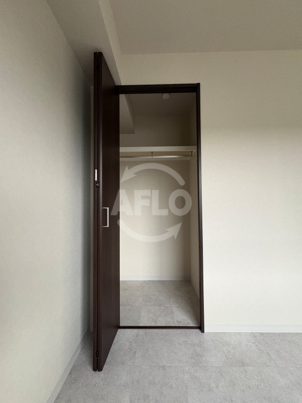 HIT KITATANABE SIXの収納|HIT KITATANABE SIX　クローゼット