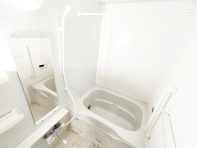 【浴室】 | サン・ドゥーズ湘南 | 清潔感のあるお風呂です♪