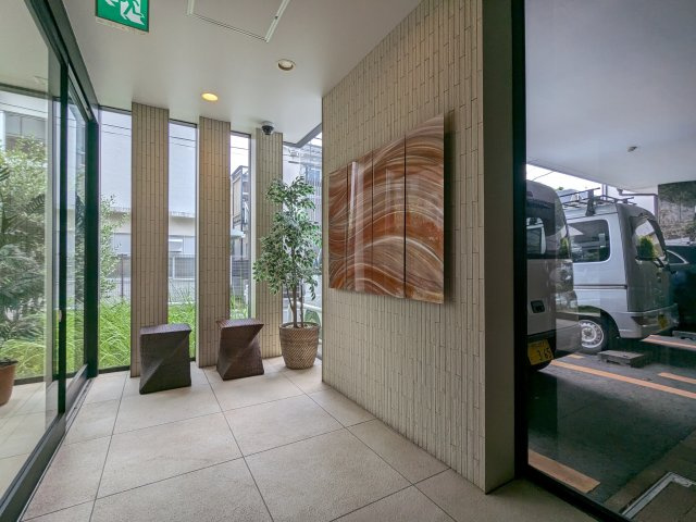 ソラミテラス松原のエントランス