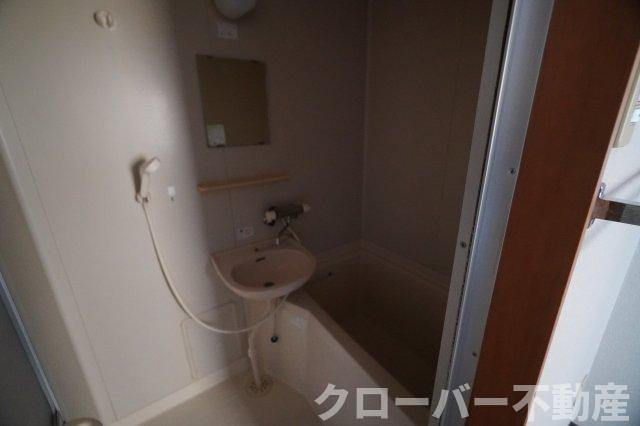 リーフコート宇多津の浴室