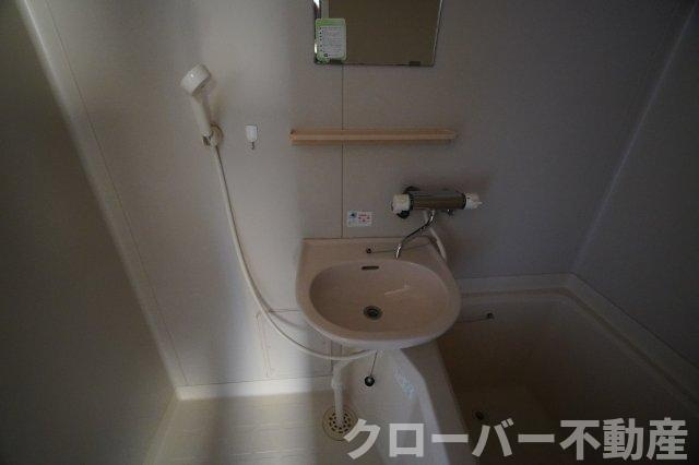 リーフコート宇多津の洗面所