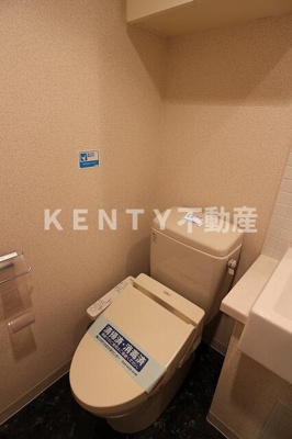 【トイレ】 | ステージグランデ田園調布アジールコート | 落ち着いた色調のトイレです