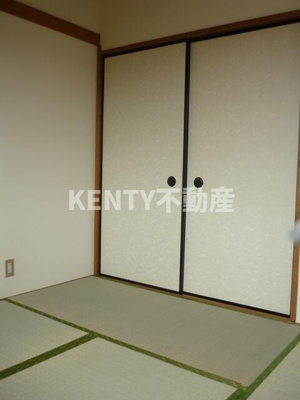 【収納】 | サニーヒル・ヒバリⅠ | こまごまとしたものを収納できそうですね