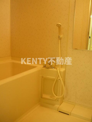 【浴室】 | サニーヒル・ヒバリⅠ | コンパクトで使いやすいお風呂です