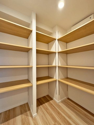 ダイアパレス若林の収納