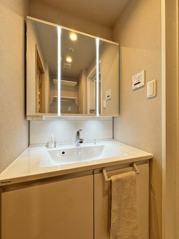 ダイアパレス若林の独立洗面台