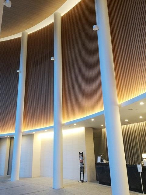 スカイズ　タワー＆ガーデンのロビー