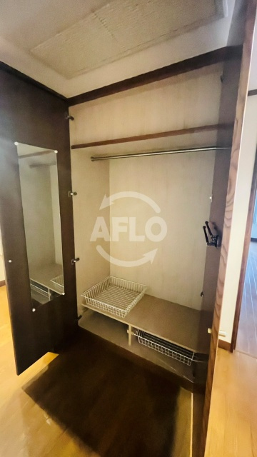 パレス帝塚山(晴明丘南小学校区)の収納|パレス帝塚山　クローゼット