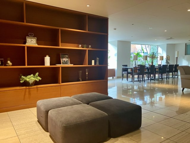 パークハウス　オー・タワーのロビー